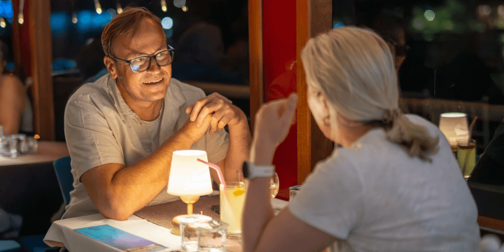 Bosphorus cruise with romantic dinner and live shows