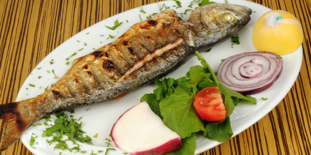 private bosphorus cruise tour with lunch and tour guide on yacht